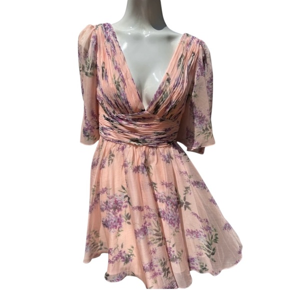 Mac Duggal Dresses & Skirts - Ieena for Mac Duggal Pink Floral Flutter Sleeve Deep V Neck Mini Dress Size 6